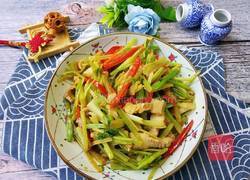 芹菜炒五花的做法图解13