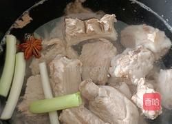 排骨炖豆角的做法图解3