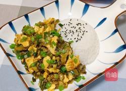 鸡蛋酸菜盖饭的做法图解12