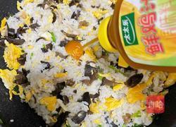 鸡蛋木耳炒饭的做法图解9