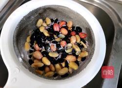 杂粮豆浆的做法图解3