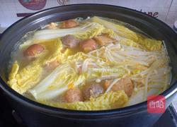 酸汤砂锅丸子的做法图解7