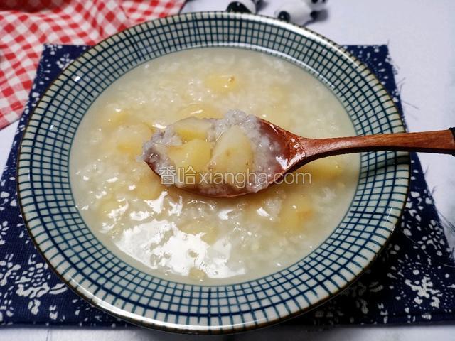 一份美味的马蹄糙米粥就做好了。