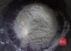 糯叽叽的紫薯黑米糕的做法图解3