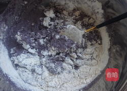 糯叽叽的紫薯黑米糕的做法图解4