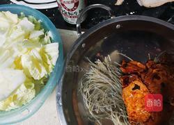 白菜粉丝蛋饺汤的做法图解1