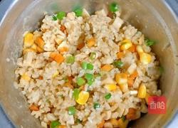 火腿肠肉松拌饭的做法图解9