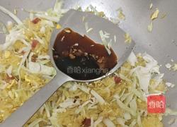 包菜炒饭的做法图解7