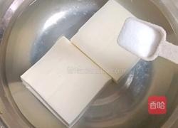 娃娃菜豆腐盖饭的做法图解2