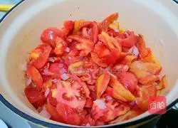 Illustration of how to make tomato, beef and cheese baked rice 2