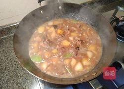 白萝卜烧边排骨的做法图解10