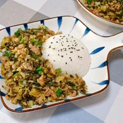 肉沫酸菜盖饭的做法[图]