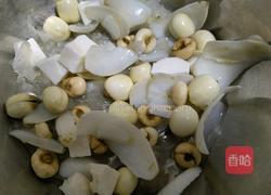 银耳糊的做法图解1