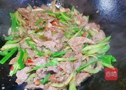 芹菜炒羊肝的做法图解7