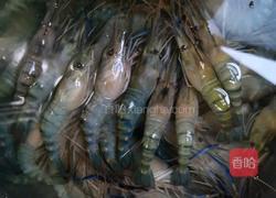 香辣油焖大头虾（沼虾）的做法图解1