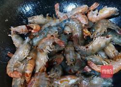 香辣油焖大头虾（沼虾）的做法图解5