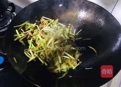 蒜黄炒肉丝的做法图解8