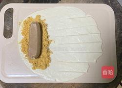 肉松烤肠卷的做法图解3