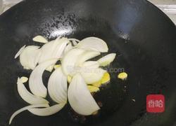 羊肉炒乌冬面的做法图解2