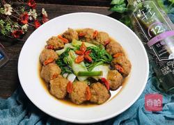 枸杞菊花菜烧圆子的做法图解7