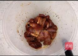香煎梅花肉→独家秘制的做法图解3