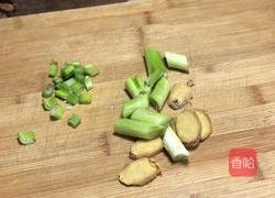 枸杞海带汤的做法图解2