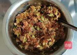 Illustration of steaming cabbage with pink skin and pork 8