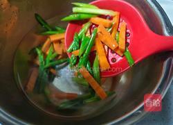 芦笋炒鸡蛋的做法图解4