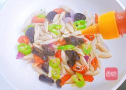 时蔬炒剪刀面的做法图解10