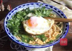 Illustration of home-style clear noodle soup 9