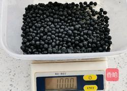 醋泡黑豆的做法图解1