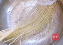 凉拌米线的做法图解2