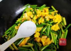 美汁蒜苔鸡蛋小炒的做法图解7
