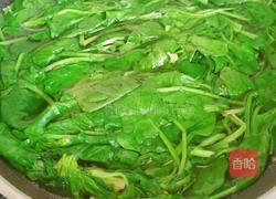 酱鸡蛋拌菠菜的做法图解3