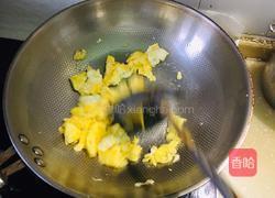 外婆菜炒鸡蛋的做法图解3