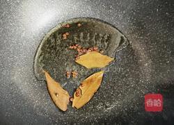 香菇黄豆酱米线的做法图解5