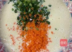 胡萝卜葱花鸡蛋饼的做法图解4