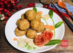 Illustration of how to make fresh lotus root balls 9