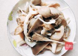 平菇豆腐汤的做法图解2