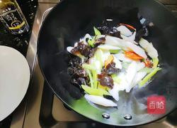 轻盐山药炒木耳的做法图解5