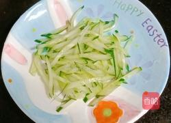 香菇酱米线的做法图解2