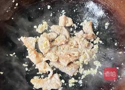 【春季“养肝”】鱼香豆腐烧肉的做法图解6