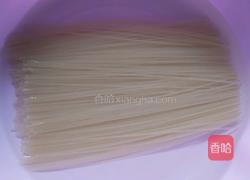 酸辣米线的做法图解2