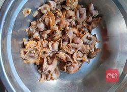 黄瓜拌赤贝边的做法图解3