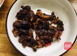 酱香牛腩粉的做法图解1