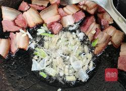青蒜炒腊肉的做法图解5