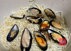 贻贝焖金针菇的做法图解5