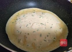 鸡蛋葱花饼的做法图解7
