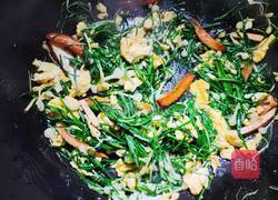 野蒜香干炒鸡蛋的做法图解10