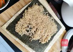 Illustration of how to make sushi rolls 2